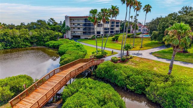 502 S FLORIDA AVENUE 124, Tarpon Springs, FL 34689
