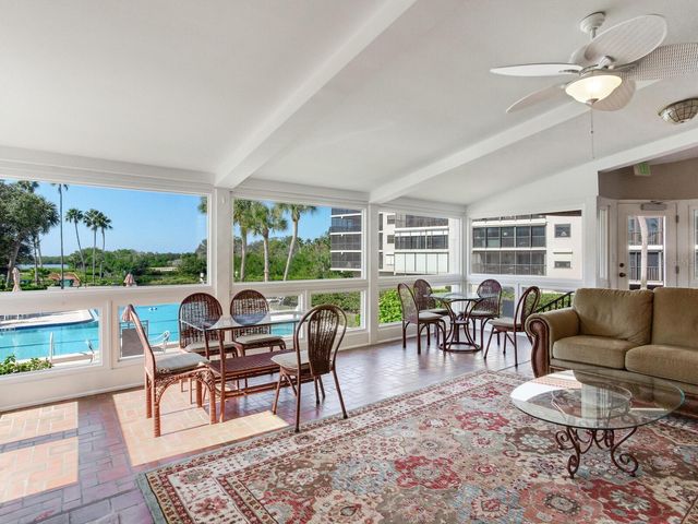 502 S FLORIDA AVENUE 124, Tarpon Springs, FL 34689
