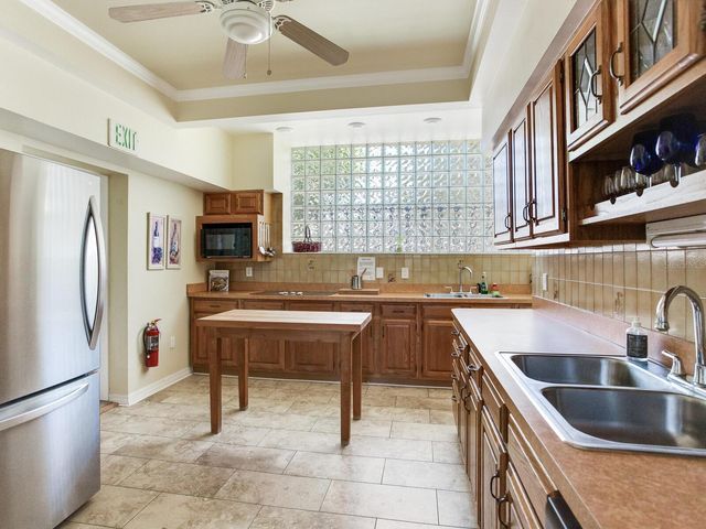 502 S FLORIDA AVENUE 124, Tarpon Springs, FL 34689