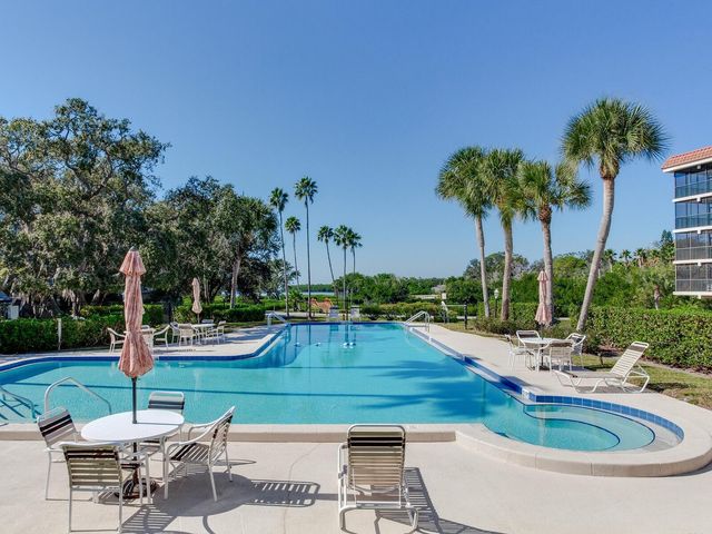 502 S FLORIDA AVENUE 124, Tarpon Springs, FL 34689