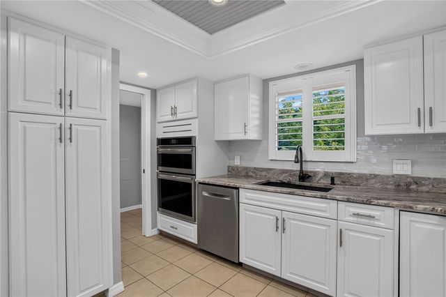 502 S FLORIDA AVENUE 124, Tarpon Springs, FL 34689