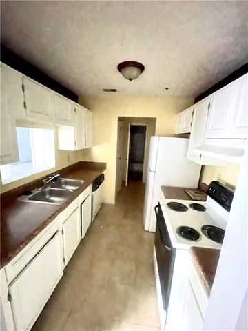 635 Windchase Lane, Stone Mountain, GA 30083
