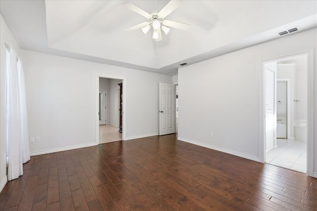 3910 Bandera Drive, De Cordova, TX 76049