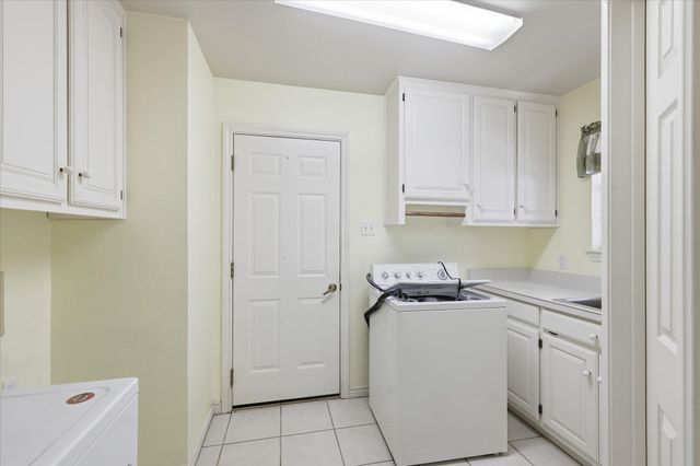 3910 Bandera Drive, De Cordova, TX 76049