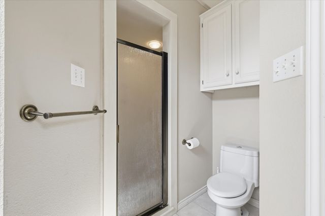3910 Bandera Drive, De Cordova, TX 76049
