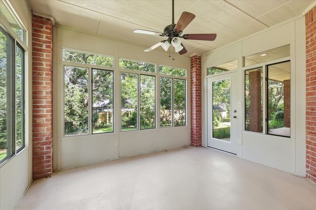 3910 Bandera Drive, De Cordova, TX 76049