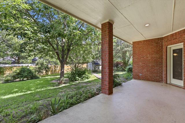 3910 Bandera Drive, De Cordova, TX 76049