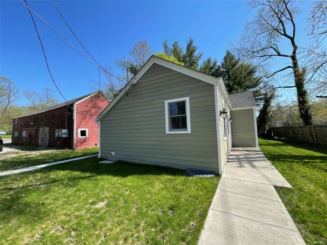 380, Dix Hills, NY 11746