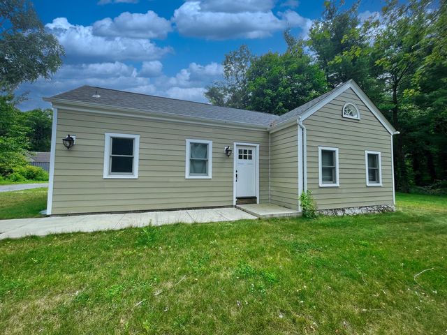 380, Dix Hills, NY 11746