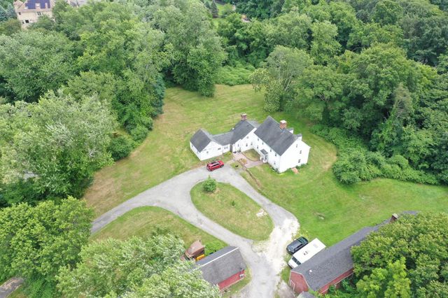 380, Dix Hills, NY 11746