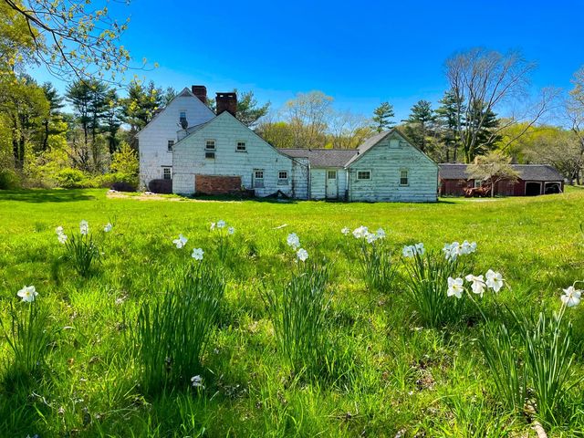380, Dix Hills, NY 11746