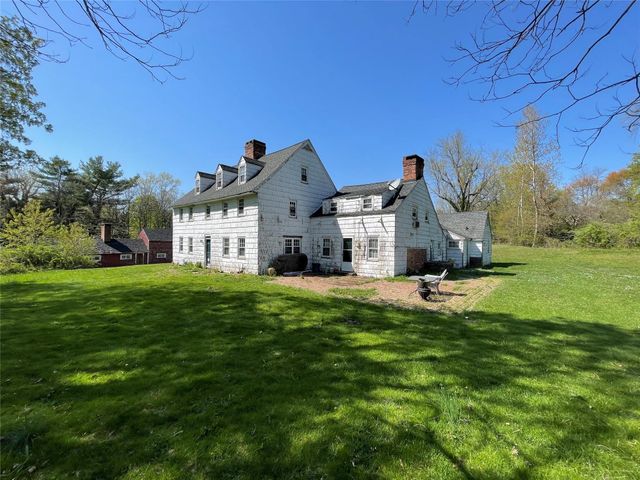 380, Dix Hills, NY 11746