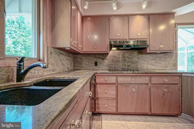 197 PARK AVE, Hammonton, NJ 08037