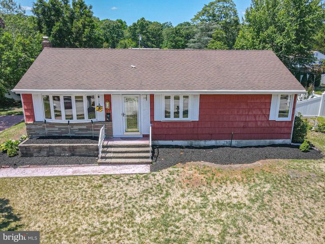 197 PARK AVE, Hammonton, NJ 08037
