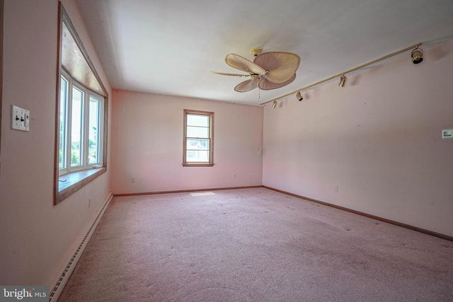 197 PARK AVE, Hammonton, NJ 08037