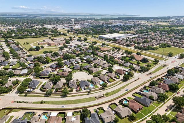 1549 Waterford Drive, Lewisville, TX 75077