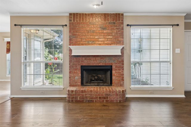 1549 Waterford Drive, Lewisville, TX 75077