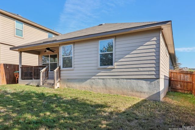 1413 Slate Cyn, San Antonio, TX 78245