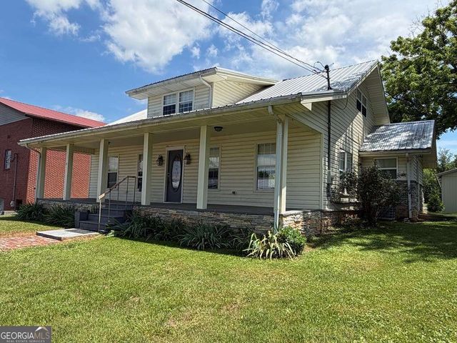 17 Town Square Road, Morganton, GA 30560