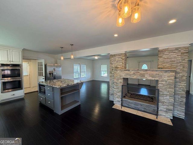 17 Town Square Road, Morganton, GA 30560