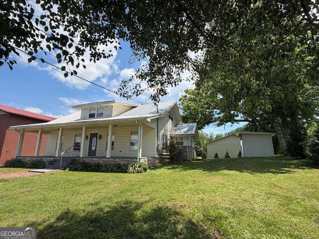 17 Town Square Road, Morganton, GA 30560