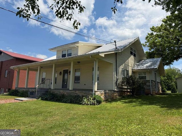 17 Town Square Road, Morganton, GA 30560