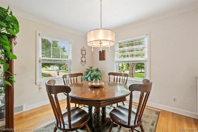 551 N Evergreen Street, Plymouth, MI 48170