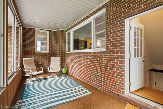 551 N Evergreen Street, Plymouth, MI 48170
