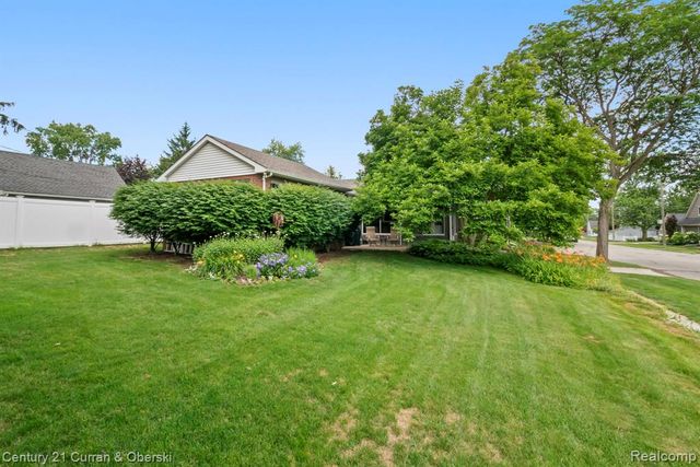 551 N Evergreen Street, Plymouth, MI 48170