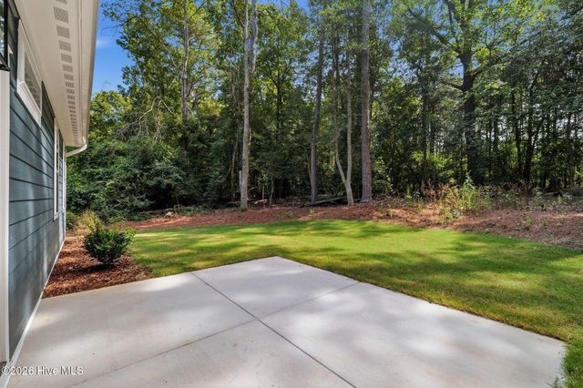 912 Thrush Drive, Vass, NC 28394