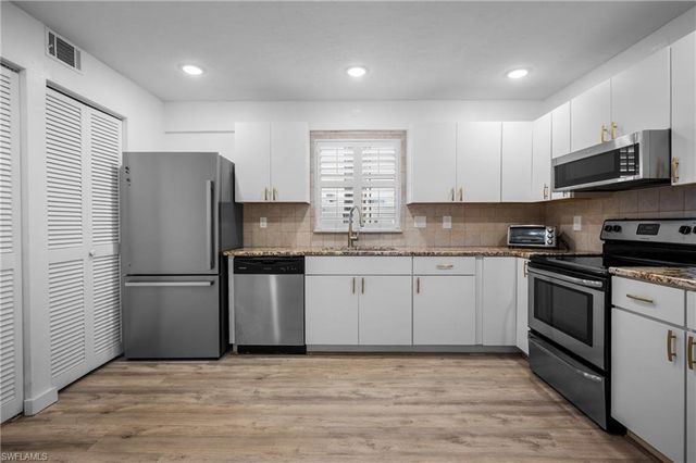 1531 Placida RD 1-103, Englewood, FL 34223