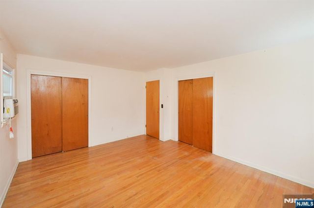 130 Washington Avenue, New Milford, NJ 07646