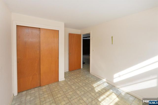 130 Washington Avenue, New Milford, NJ 07646