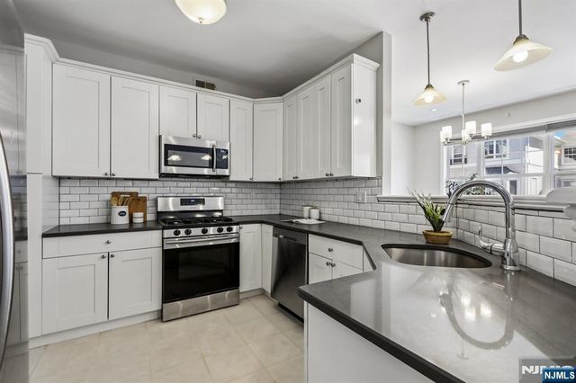22 Devonshire Drive 128, Clifton, NJ 07013