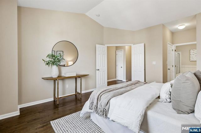 22 Devonshire Drive 128, Clifton, NJ 07013