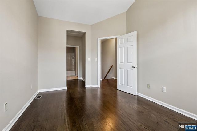 22 Devonshire Drive 128, Clifton, NJ 07013