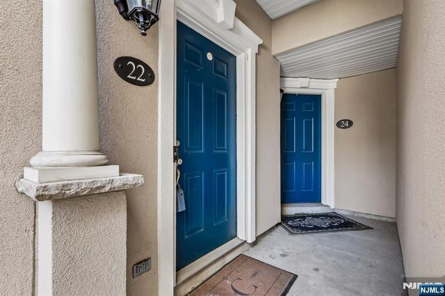 22 Devonshire Drive 128, Clifton, NJ 07013