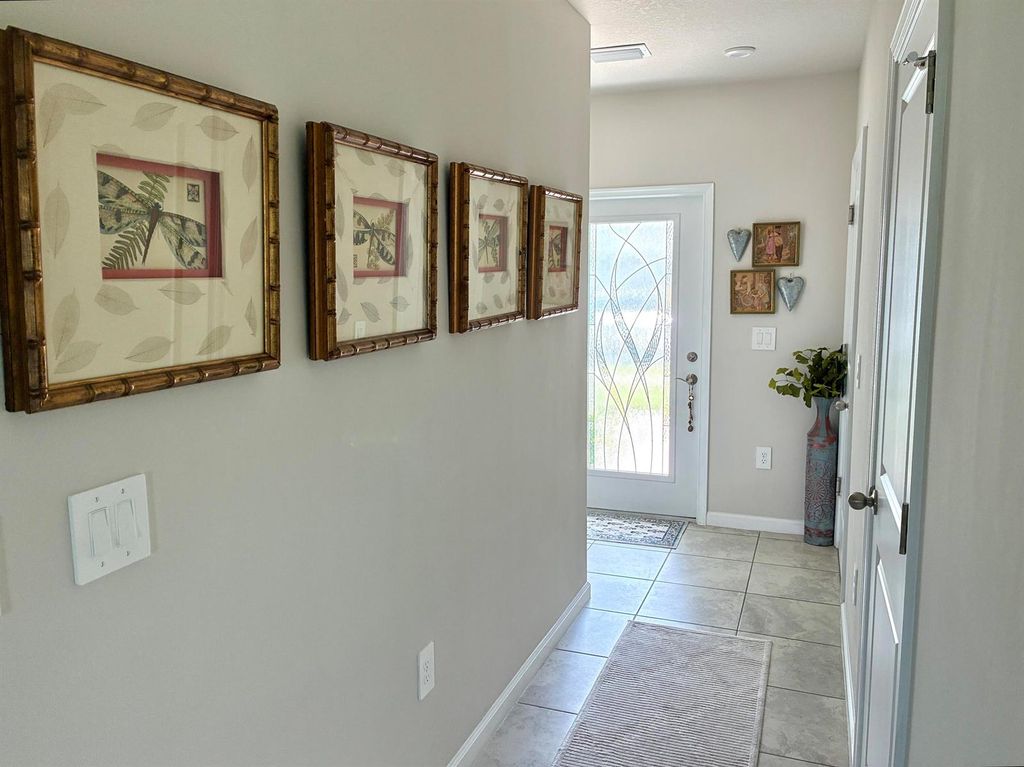 Image 5 of property listing at 437 Acai Lane, Fort Pierce, FL 34981