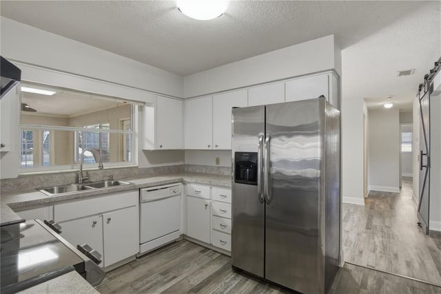1120 W MAGNOLIA STREET, Clermont, FL 34711