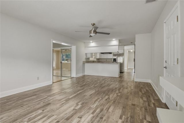 1120 W MAGNOLIA STREET, Clermont, FL 34711