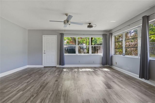 1120 W MAGNOLIA STREET, Clermont, FL 34711