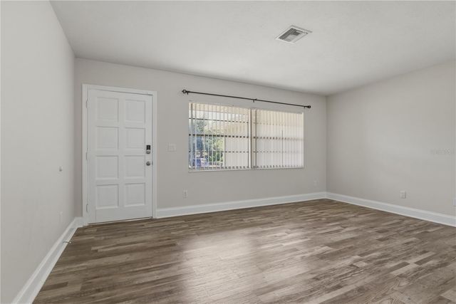 1120 W MAGNOLIA STREET, Clermont, FL 34711