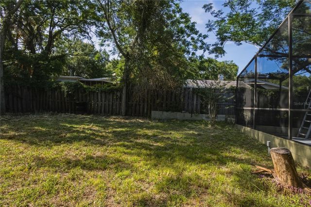 1120 W MAGNOLIA STREET, Clermont, FL 34711
