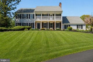 34 MOLASSES RD, Lebanon, NJ 08833