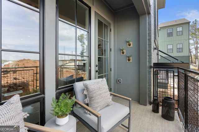 922 Hughley Cirlce 81, Atlanta, GA 30316