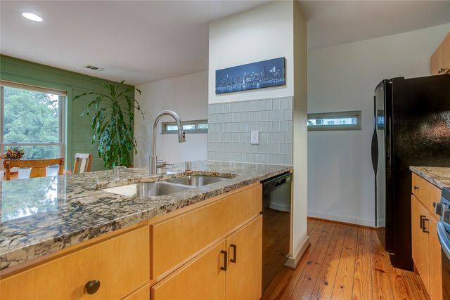 3801 San Jacinto E, Dallas, TX 75204