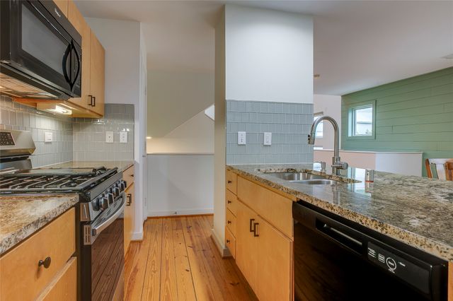 3801 San Jacinto E, Dallas, TX 75204