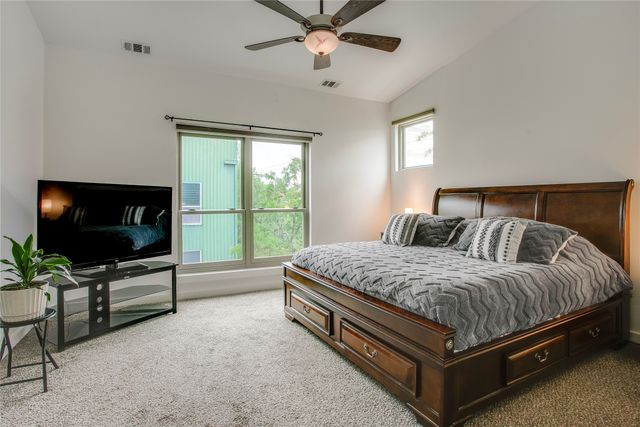 3801 San Jacinto E, Dallas, TX 75204