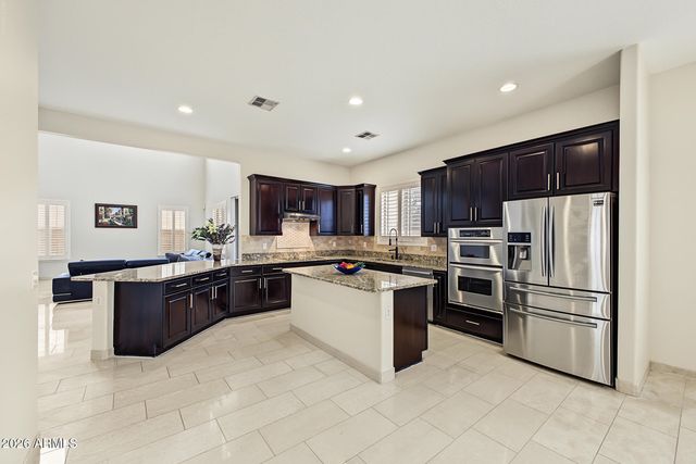 965 E BENRICH Drive, Gilbert, AZ 85295