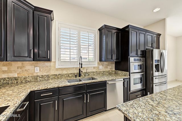 965 E BENRICH Drive, Gilbert, AZ 85295